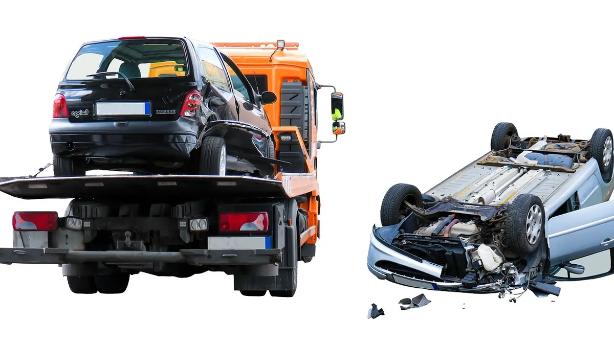 Dépanneuse chargeant une voiture accidentée